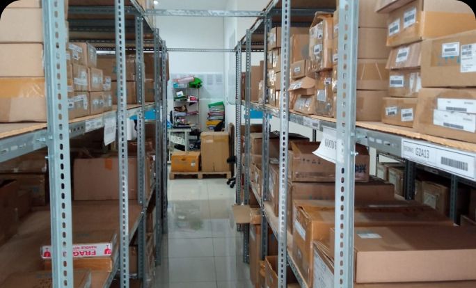 assets-warehouse-7