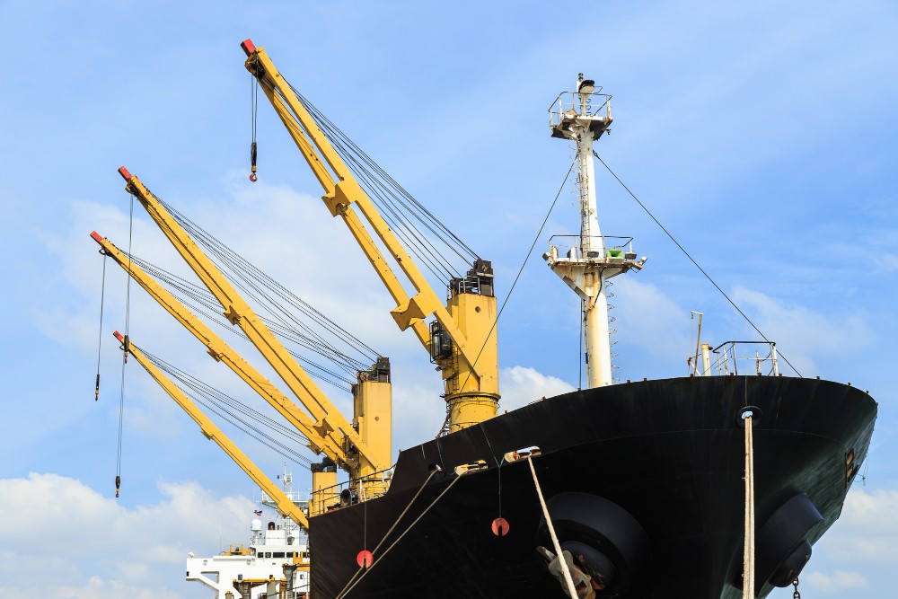 Perbedaan Kapal Kargo Geared